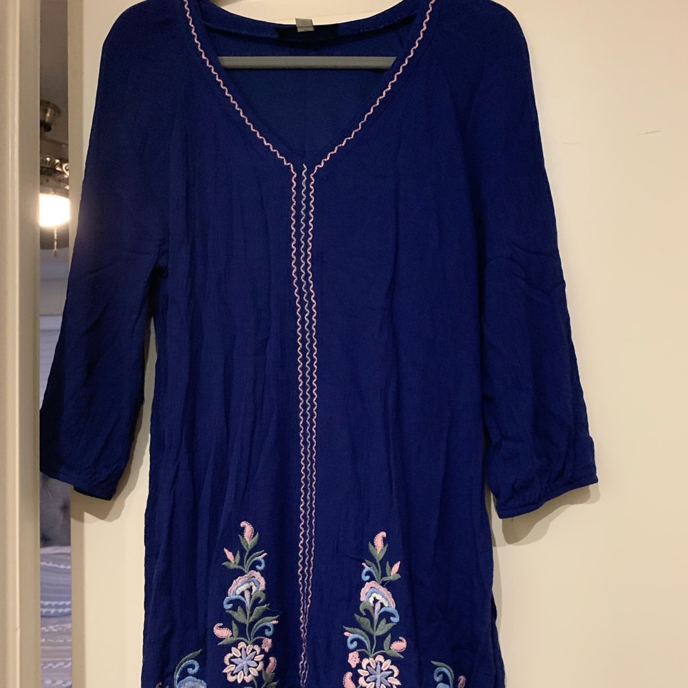 Boho style blue dress with pink and light blue flower embroidery. Size Lg